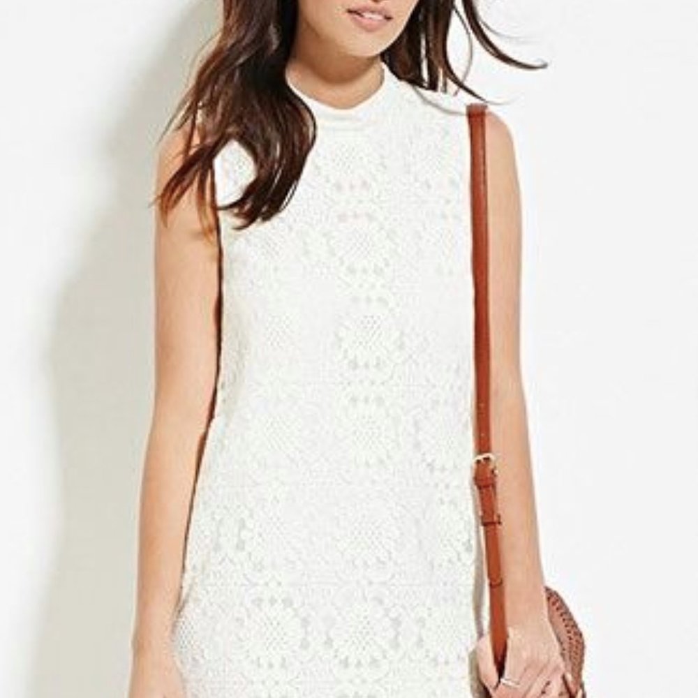 Forever 21 mod shift dress! Daisies!